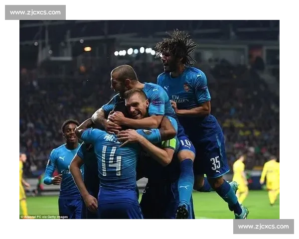 吉鲁乌龙忘带球衣门将救场，38 岁逆天神肌引爆热议