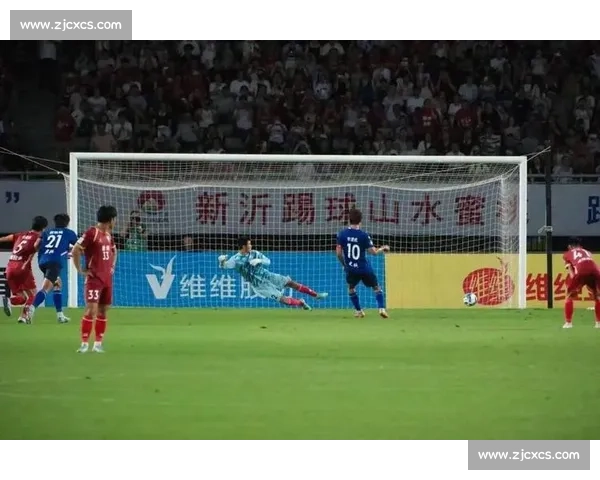 徐州门将神级划铲镇镇江！苏超最帅扑救引爆热议